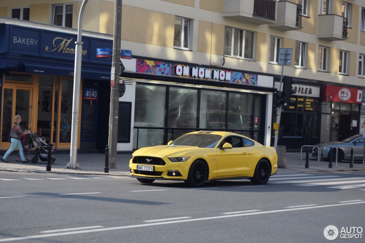 Ford Mustang GT 2015