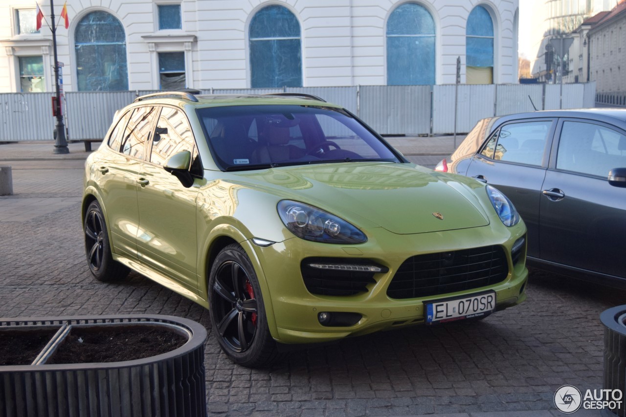 Porsche 958 Cayenne GTS