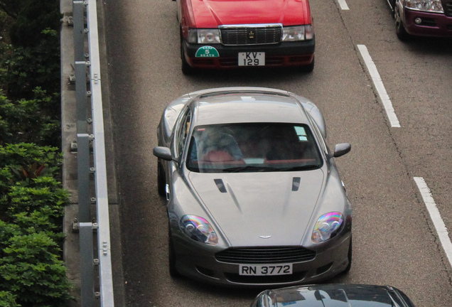 Aston Martin DB9