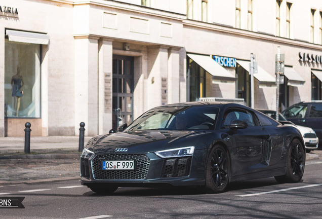 Audi R8 V10 Plus 2015