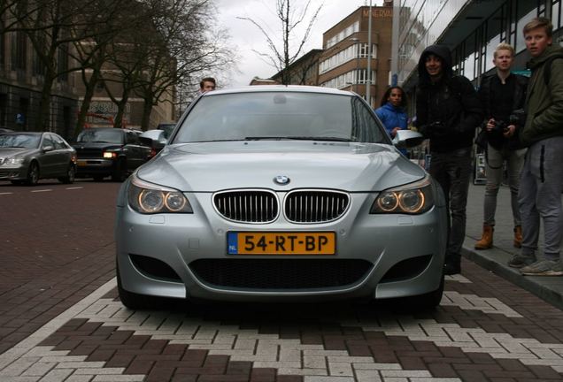 BMW M5 E60 2005