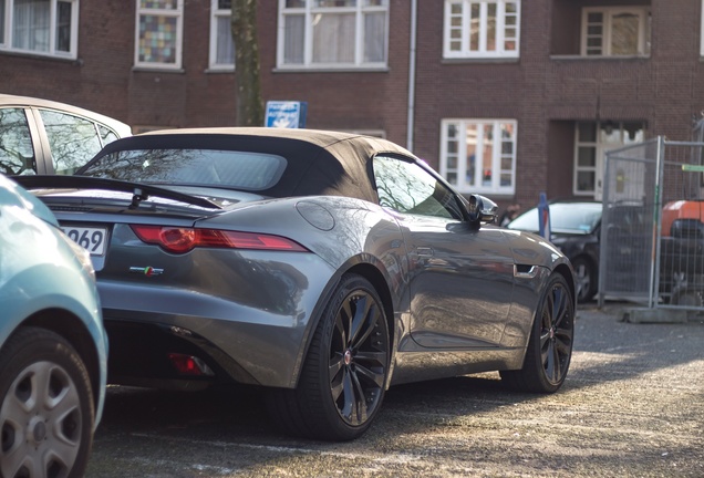 Jaguar F-TYPE S AWD Convertible