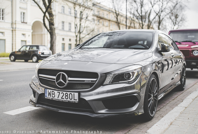 Mercedes-AMG CLA 45 Shooting Brake X117