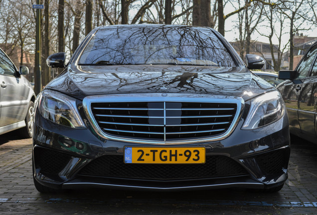 Mercedes-Benz S 63 AMG V222