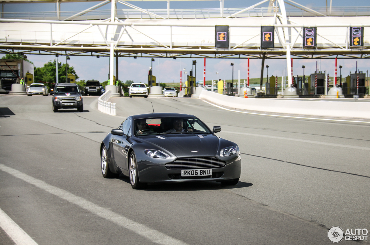 Aston Martin V8 Vantage