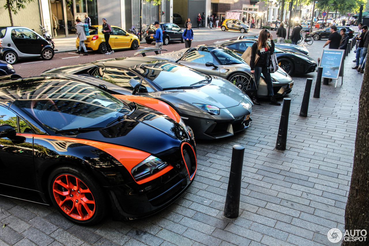 Lamborghini Aventador LP700-4 Roadster