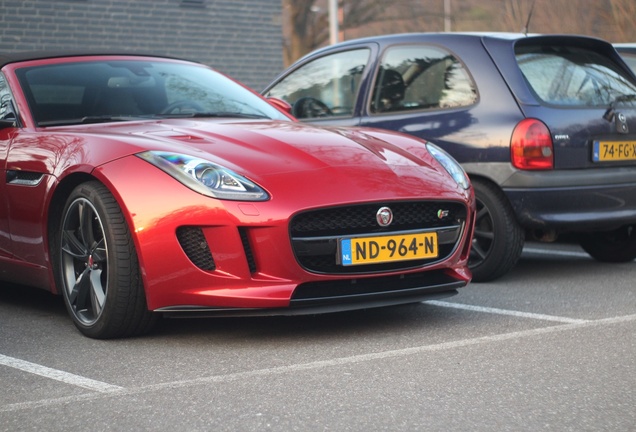 Jaguar F-TYPE S AWD Convertible