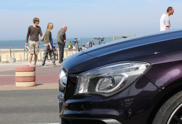 Mercedes-Benz CLA 45 AMG C117