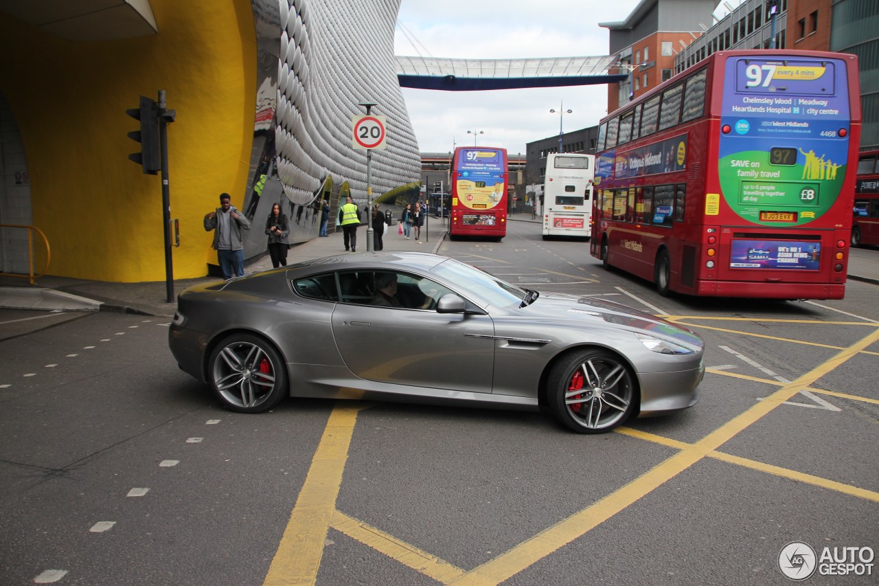 Aston Martin Virage 2011