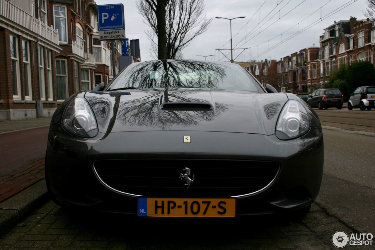 Ferrari California