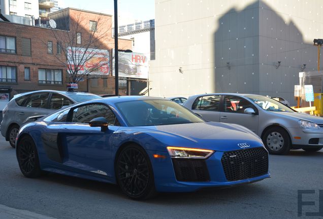 Audi R8 V10 Plus 2015