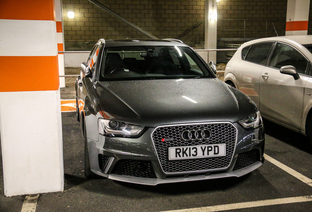 Audi RS4 Avant B8