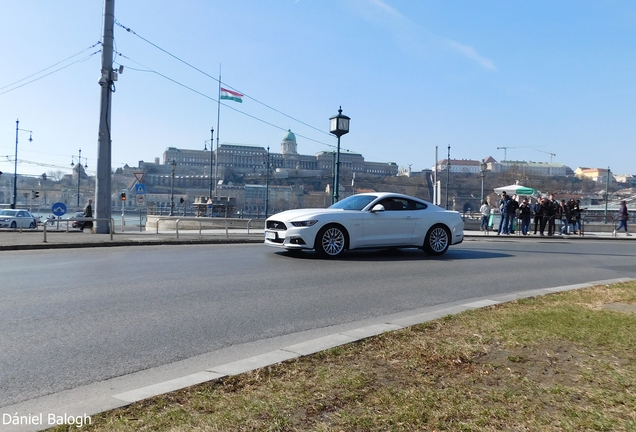 Ford Mustang GT 2015