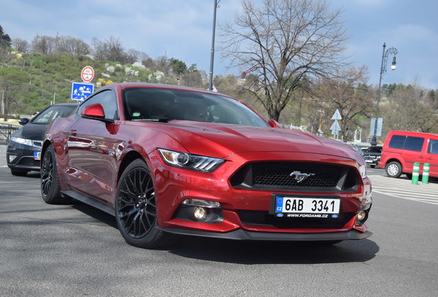 Ford Mustang GT 2015