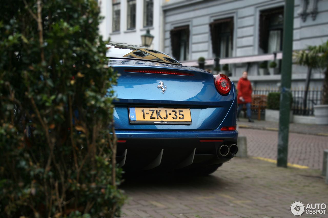 Ferrari California T