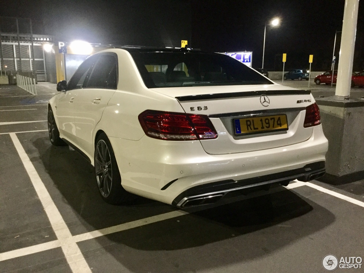 Mercedes-Benz E 63 AMG S W212