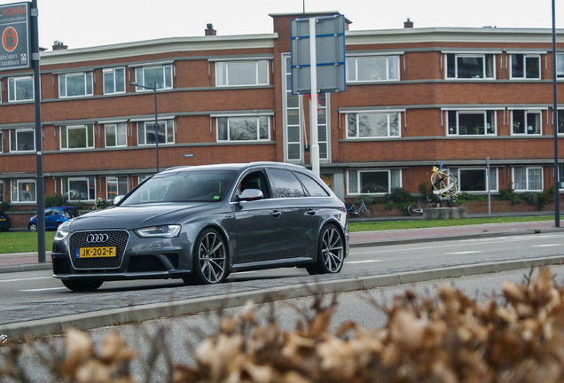 Audi RS4 Avant B8