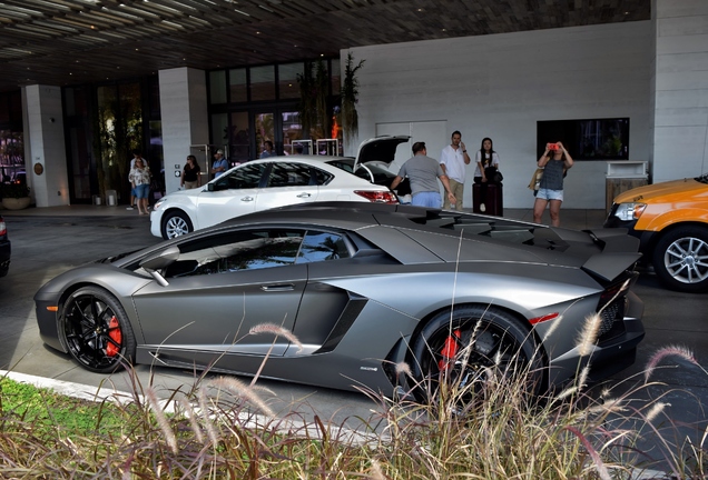 Lamborghini Aventador LP700-4