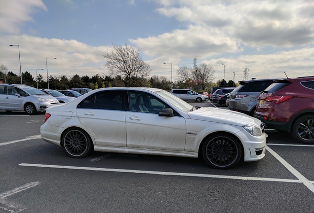 Mercedes-Benz C 63 AMG W204 2012