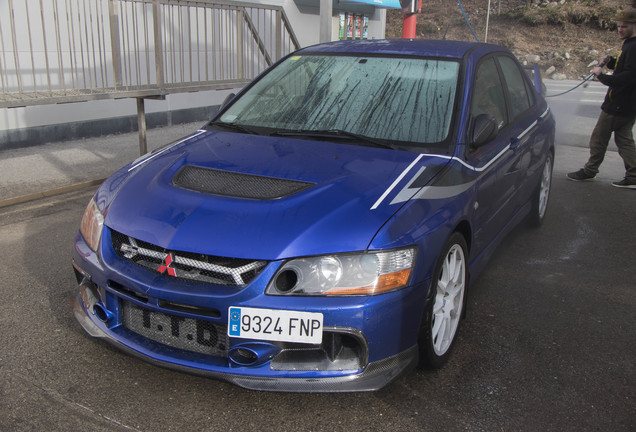 Mitsubishi Lancer Evolution IX MR