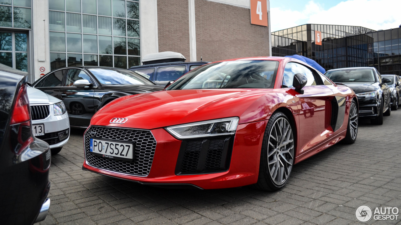 Audi R8 V10 Plus 2015