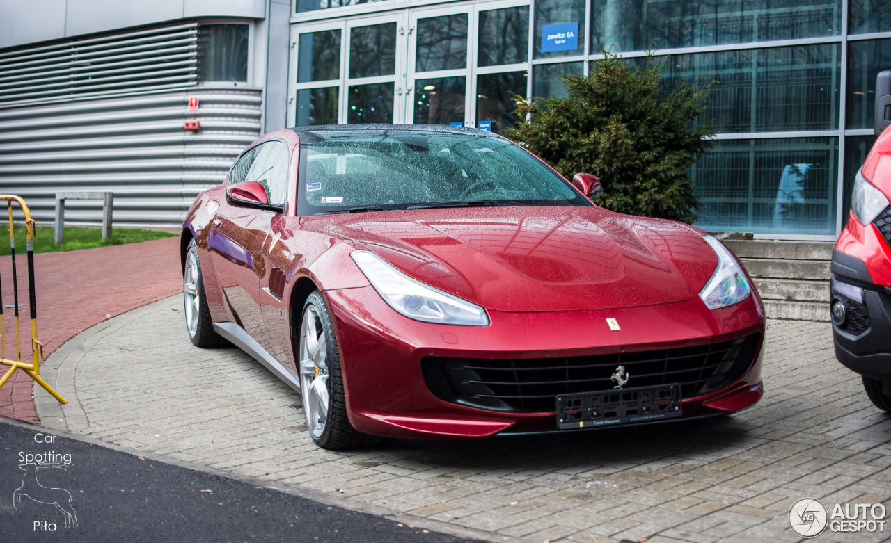 Ferrari GTC4Lusso