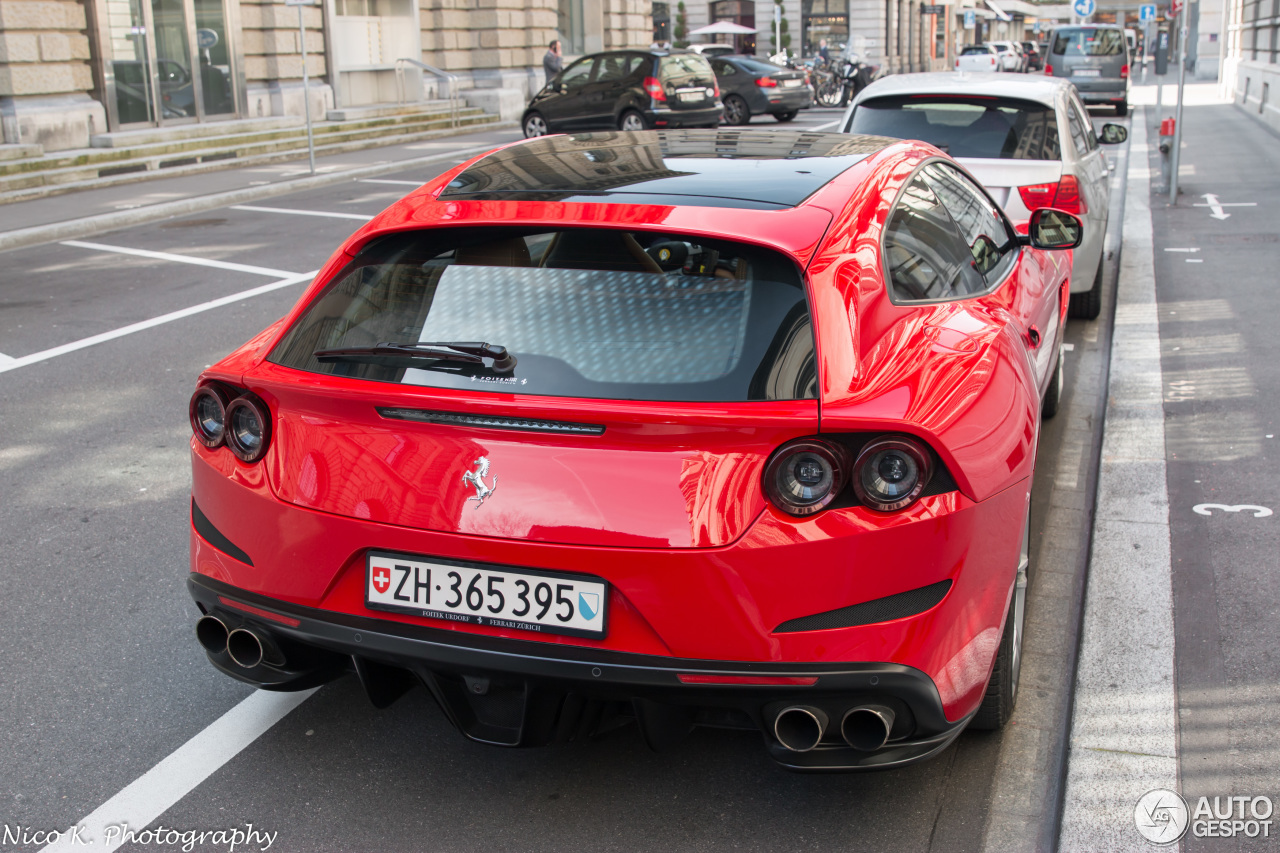 Ferrari GTC4Lusso