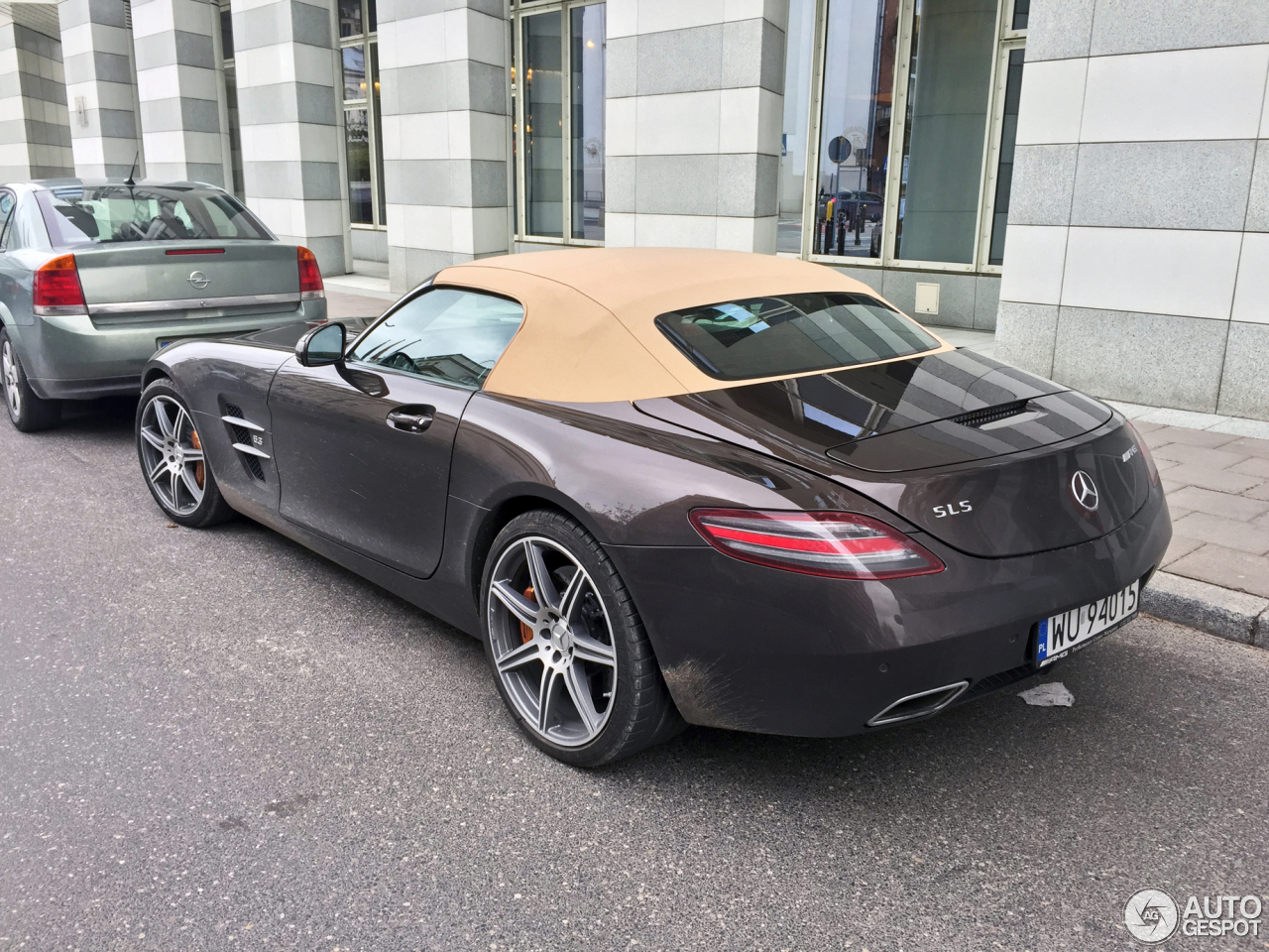 Mercedes-Benz SLS AMG Roadster