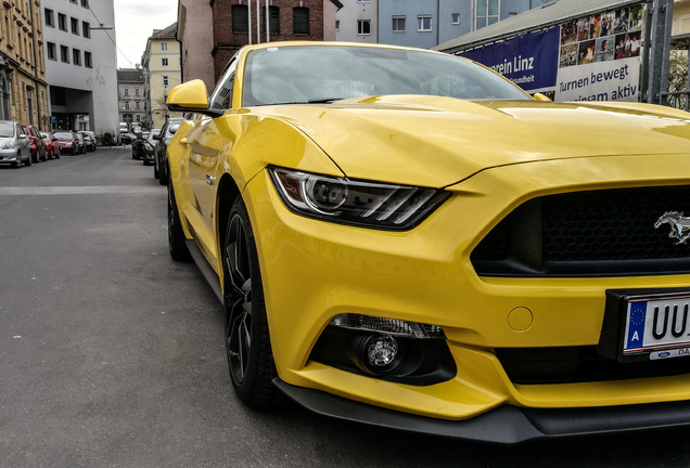 Ford Mustang GT 2015