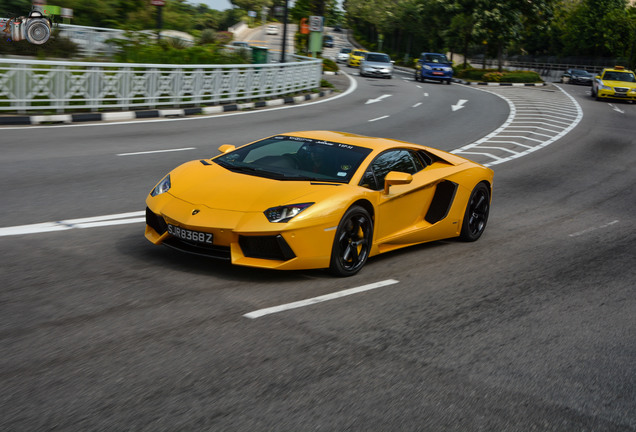 Lamborghini Aventador LP700-4