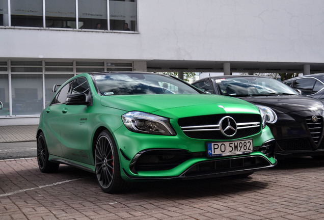 Mercedes-AMG A 45 W176 2015