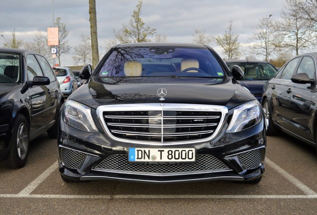 Mercedes-Benz S 65 AMG V222