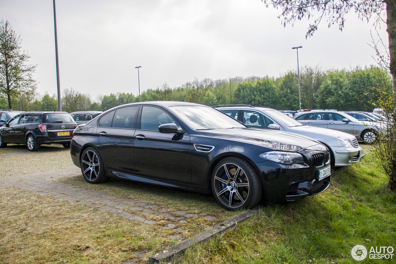 BMW M5 F10 2014 Performance Edition