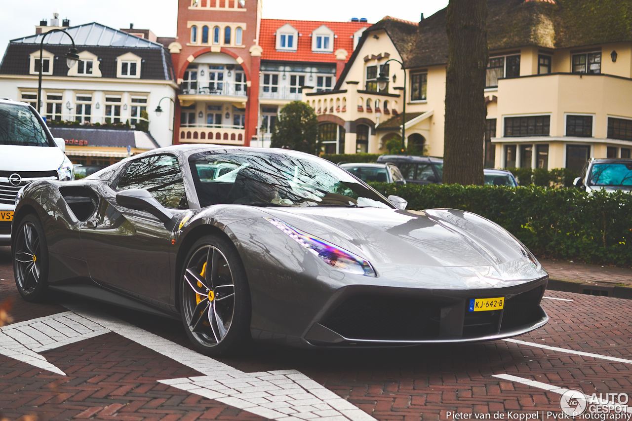 Ferrari 488 Spider