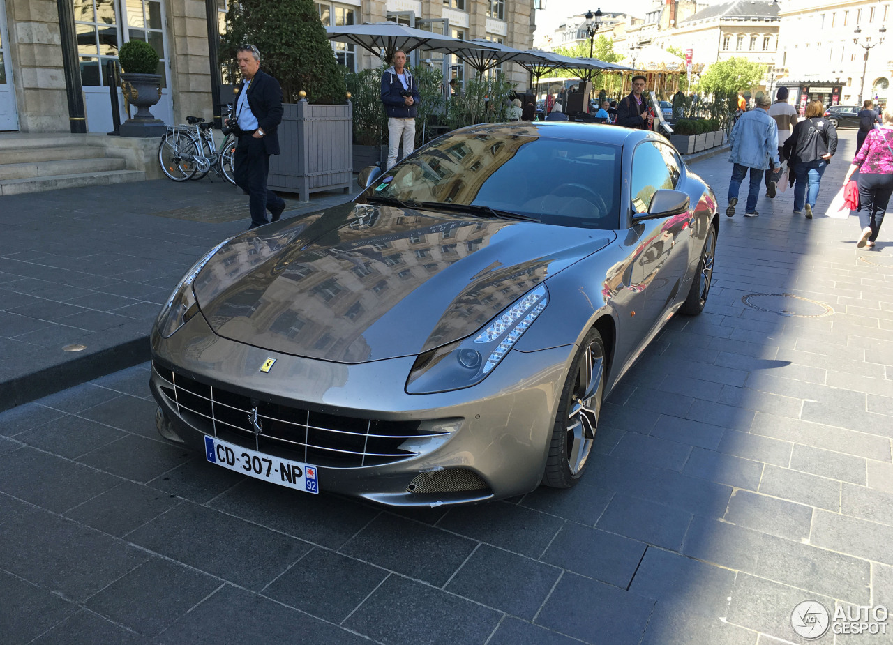 Ferrari FF