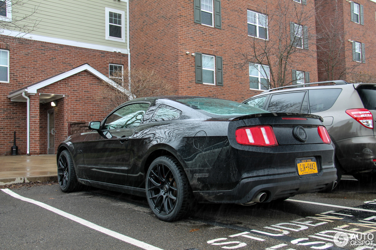 Ford Mustang GT 2011