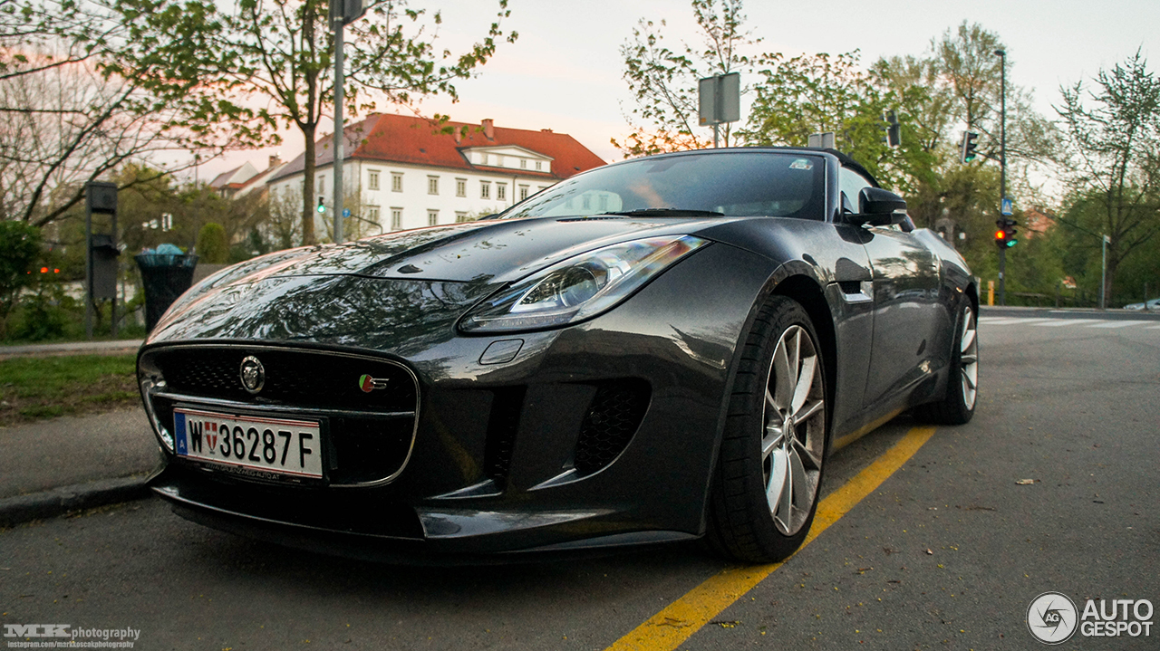 Jaguar F-TYPE S Convertible