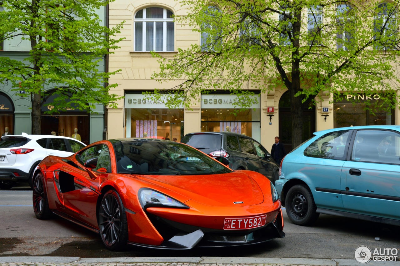 McLaren 570GT