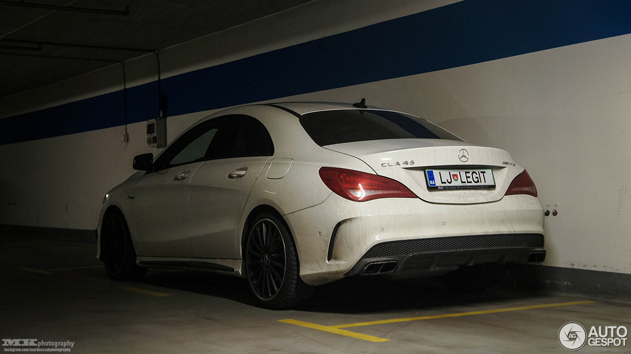 Mercedes-Benz CLA 45 AMG C117