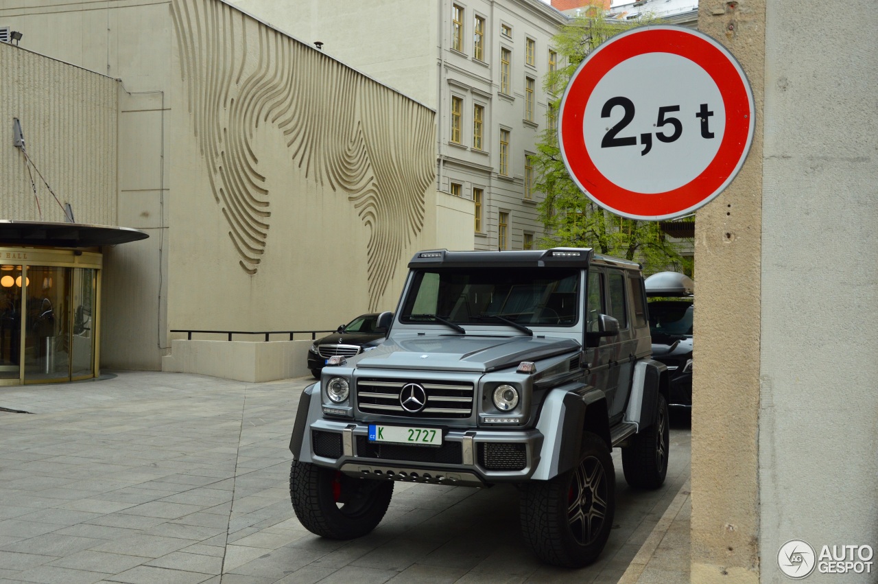 Mercedes-Benz G 500 4X4²