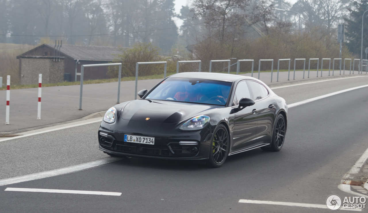 Porsche 971 Panamera Turbo S E-Hybrid