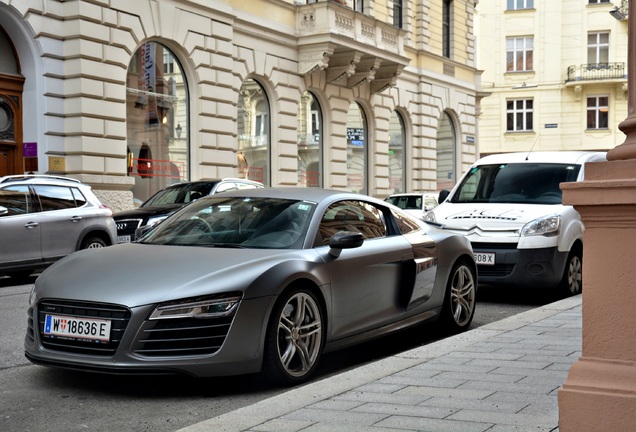 Audi R8 V10 2013