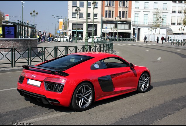 Audi R8 V10 2015