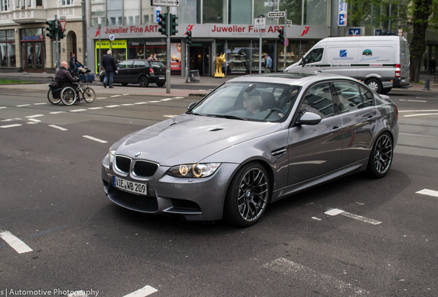 BMW M3 E90 Sedan 2009