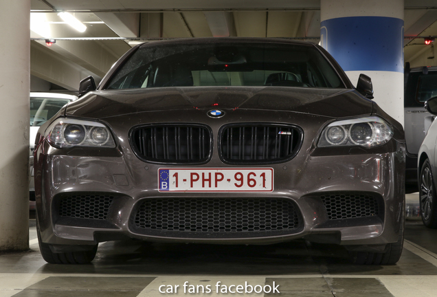 BMW M5 F10 2011