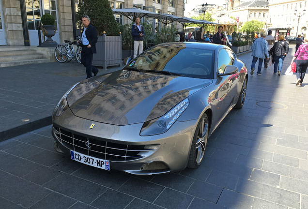 Ferrari FF