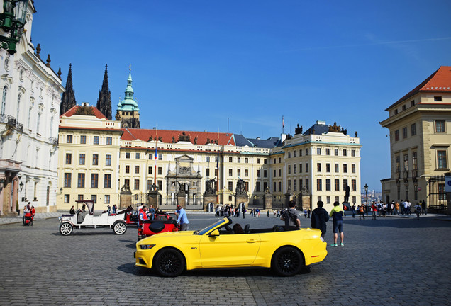 Ford Mustang GT Convertible 2015