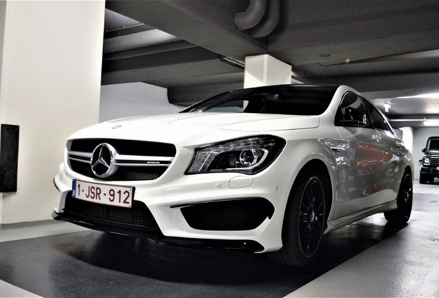 Mercedes-Benz CLA 45 AMG C117