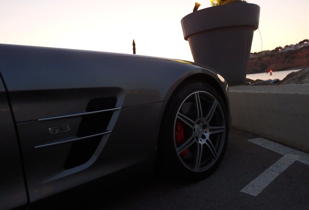 Mercedes-Benz SLS AMG Roadster