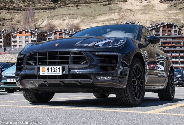 Porsche 95B Macan GTS